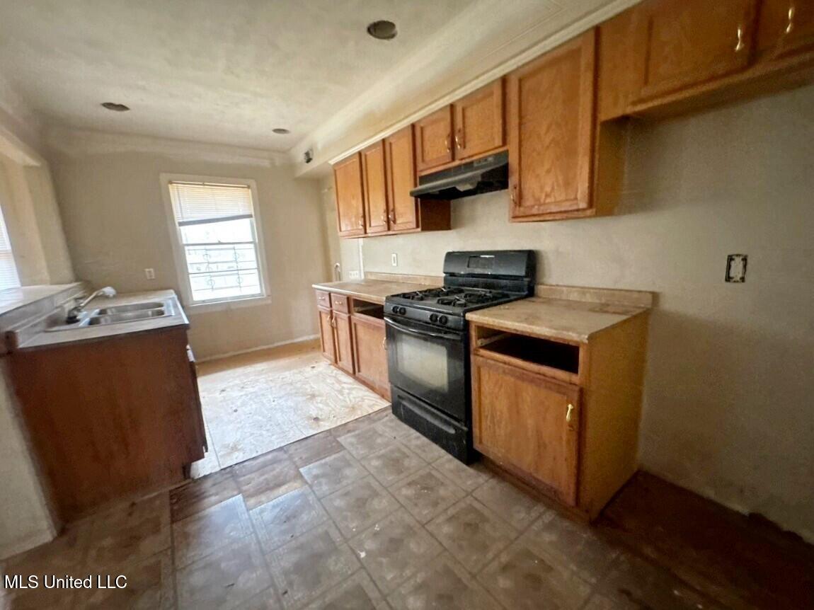 216 Meadowview Street Jackson, MS 39209 - Photo 2 of 14 216_8