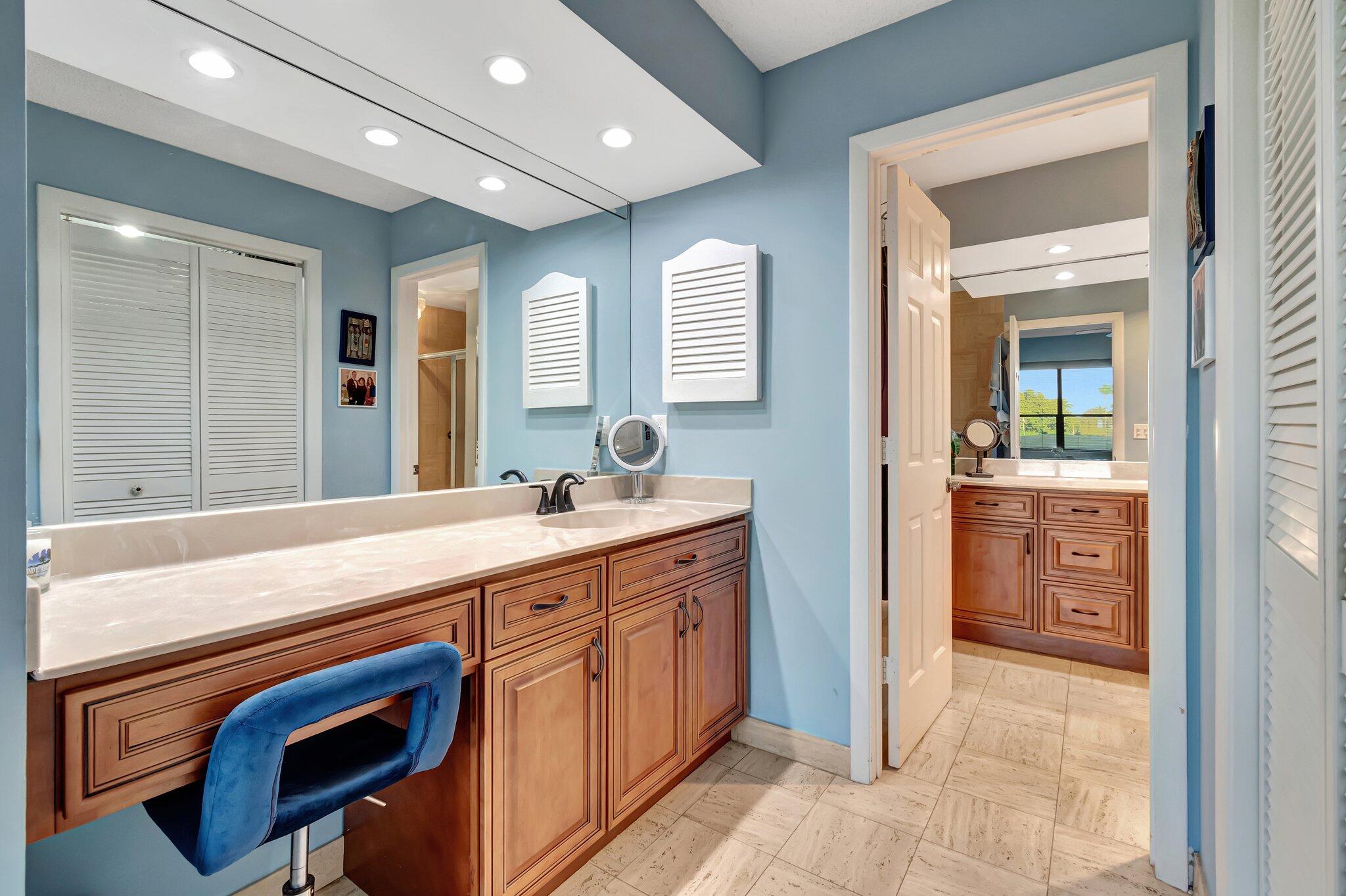 7448 La Paz Boulevard, Unit 102 Boca Raton, FL 33433 - Photo 10 of 23 ONE OF TWO PRIMARY VANITIES