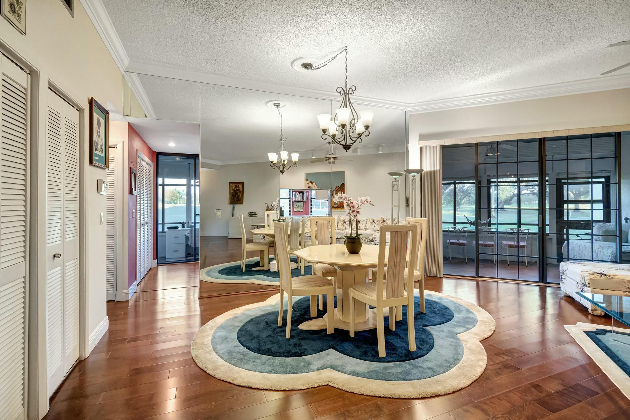7448 La Paz Boulevard, Unit 102 Boca Raton, FL 33433 - Photo 3 of 23 DINING AREA