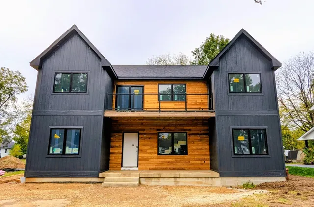 $1,349,000 | 19 Cedar Point Drive, Williams Bay, WI 53191