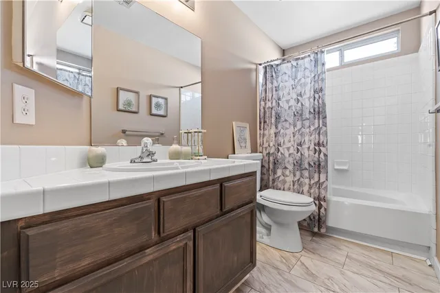 $3,000 | 131 East Tamarack Drive, Henderson, NV 89002