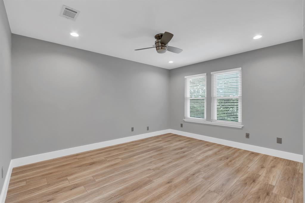 1424 Hampton Road Grapevine, TX 76051 - Photo 24 of 30