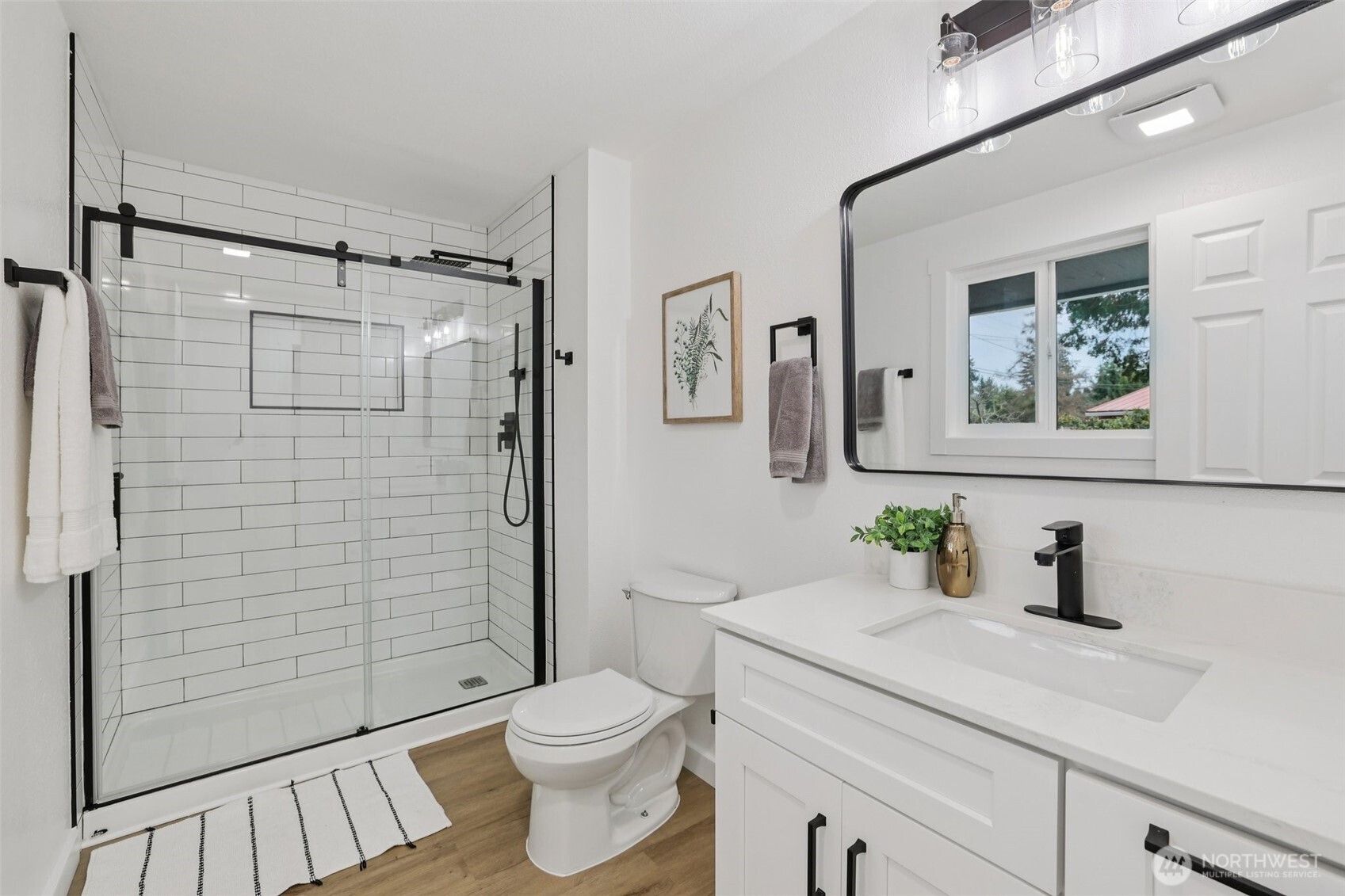 13107 Military Road South SeaTac, WA 98168 - Photo 15 of 35