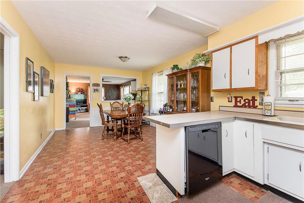 831 Longfellow Road Anderson, IN 46011 - Photo 10 of 23 Gallery Image 10