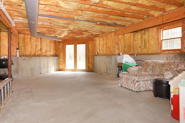 41 Carlisle Road Acton, MA 01720 - Photo 26 of 29 Gallery Image 26