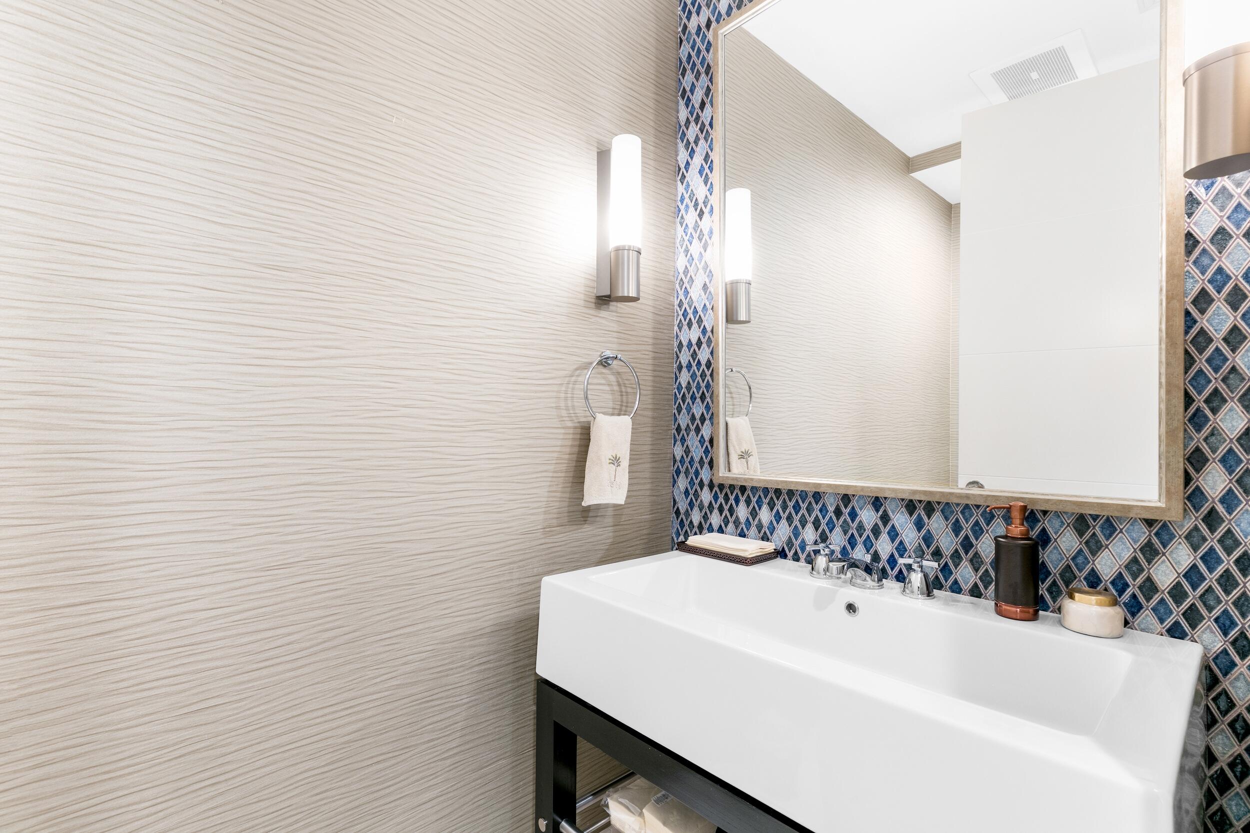 1000 South Ocean Boulevard, Unit 408 Boca Raton, FL 33432 - Photo 33 of 44 POWDER ROOM