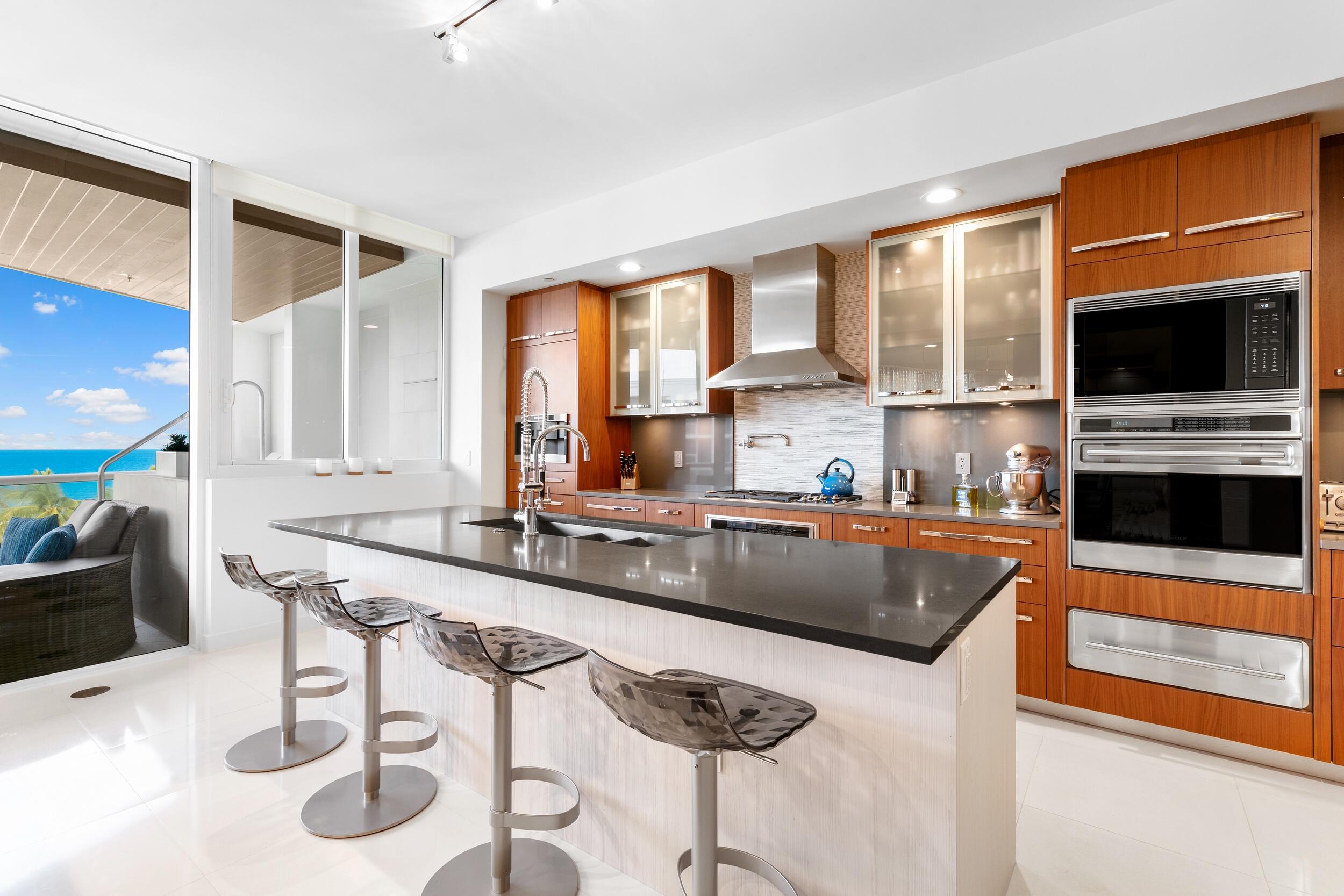 1000 South Ocean Boulevard, Unit 408 Boca Raton, FL 33432 - Photo 10 of 44 KITCHEN