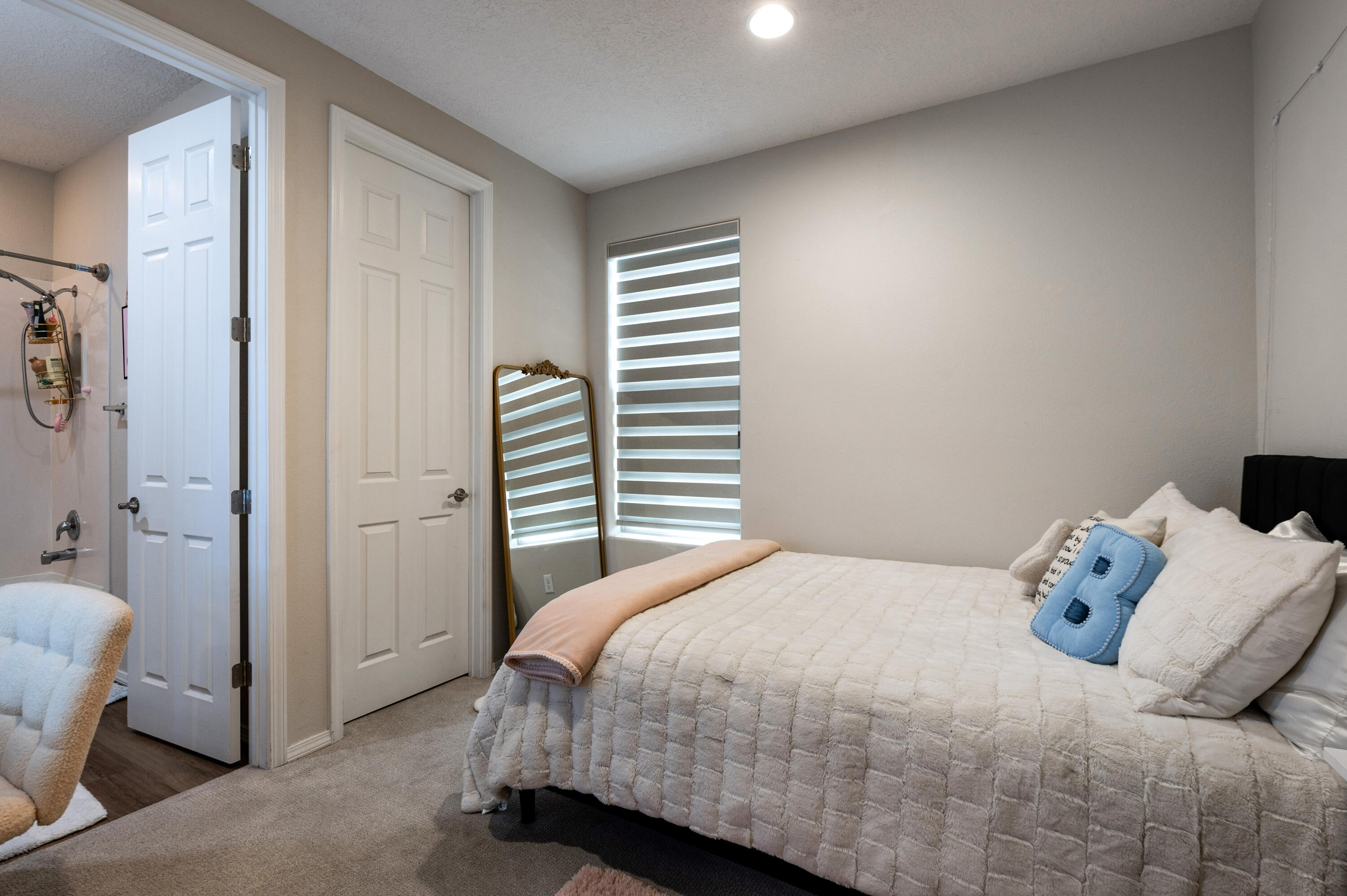 700 Cuarzo Road Southeast Rio Rancho, NM 87124 - Photo 8 of 14 Gallery Image 8