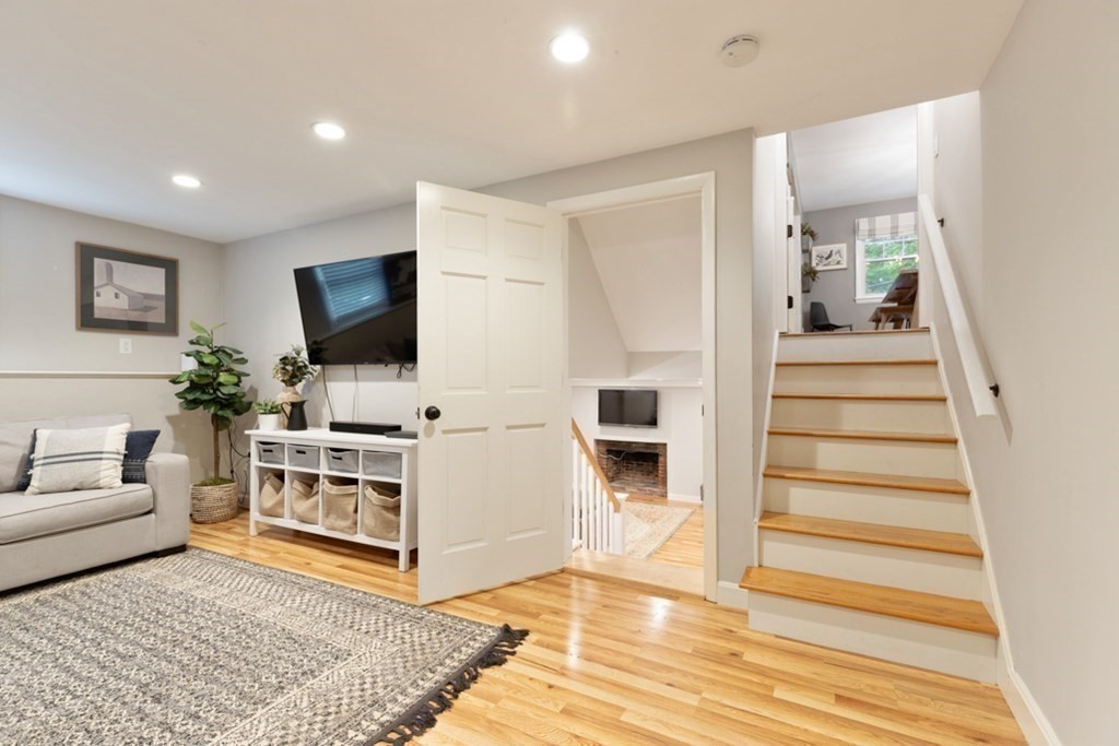 46 Putnam Road Reading, MA 01867 - Photo 26 of 42 Gallery Image 26