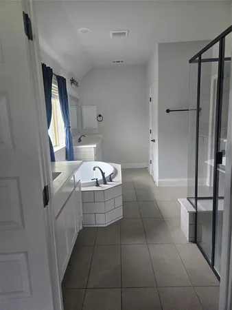 $3,200 | 320 Bitterroot Court, Forney, TX 75126