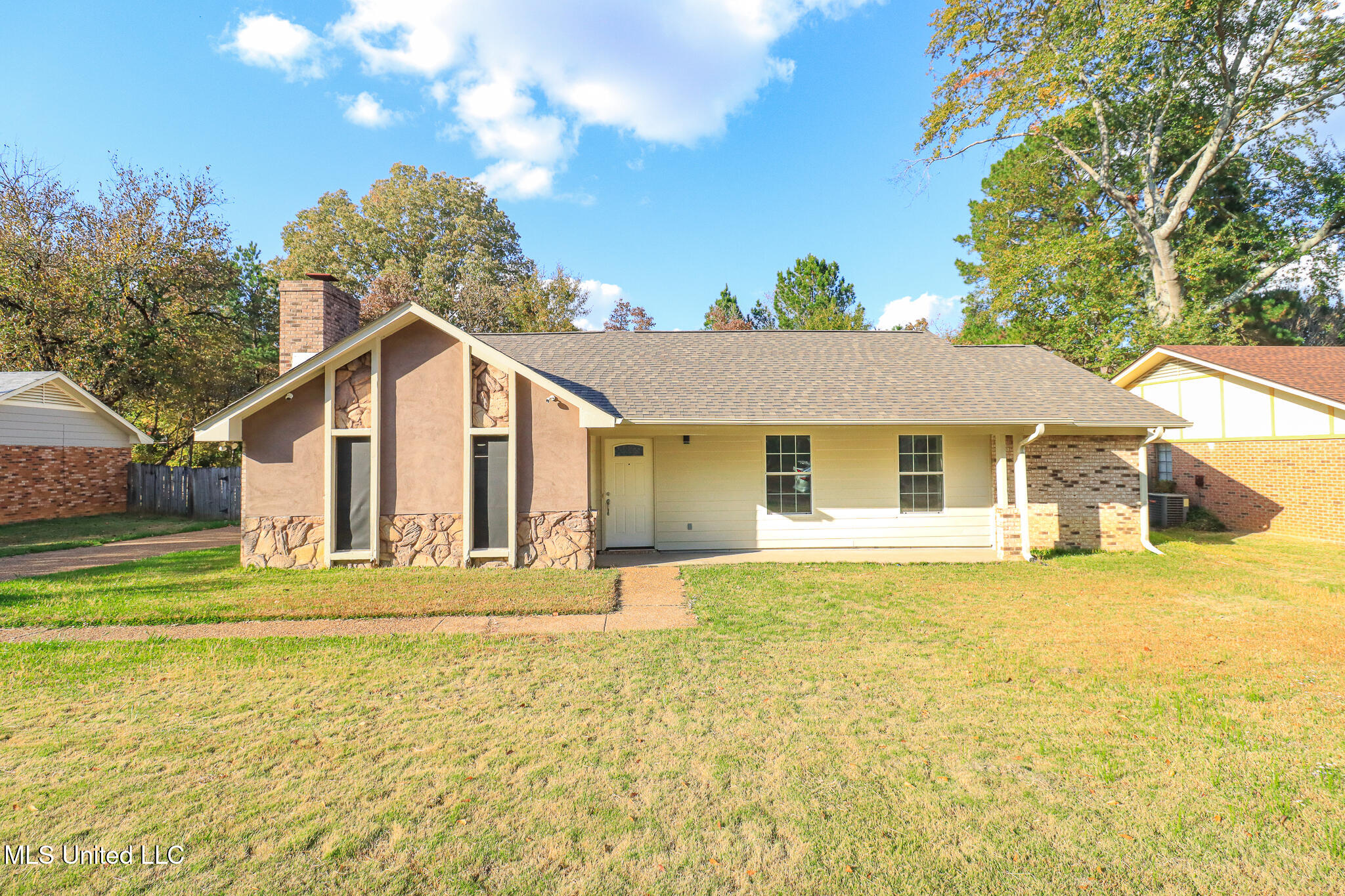 1609 Melrose Place Clinton, MS 39056 - Photo 1 of 39 1609 Melrose Pl 2