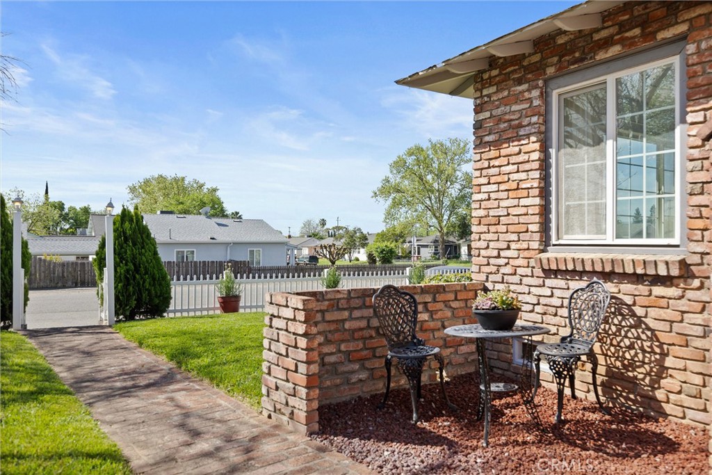 1720 Luning Street Red Bluff, CA 96080 - Photo 6 of 43