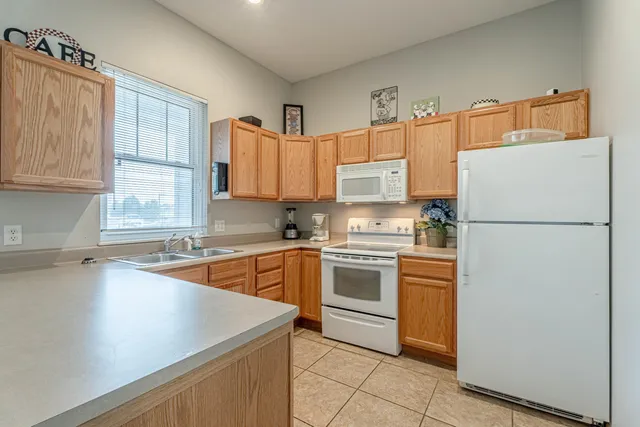 $250,000 | 101 Metro Terrace, Unit 302, Madison, WI 53718