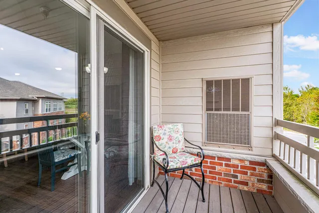 $250,000 | 101 Metro Terrace, Unit 302, Madison, WI 53718