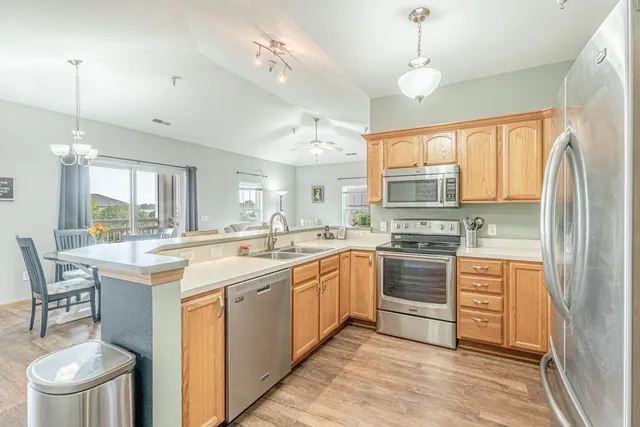 $250,000 | 101 Metro Terrace, Unit 302, Madison, WI 53718