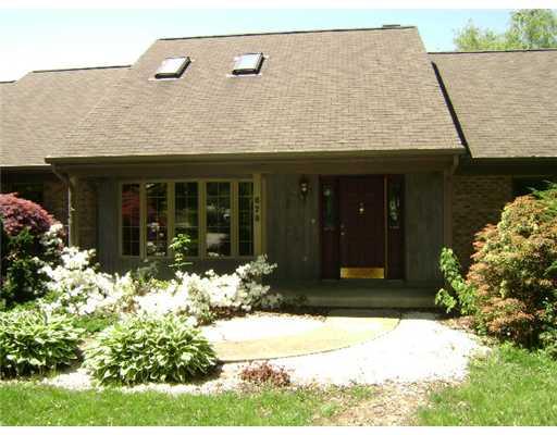 678 Pittsburgh Rochester, PA 15074 - Photo 1 of 14 Exterior Front.