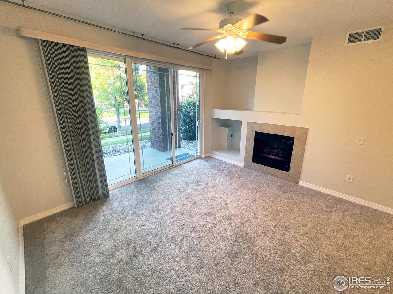 2133 Krisron Road, Unit 103 Fort Collins, CO 80525 - Photo 3 of 26 Living Room