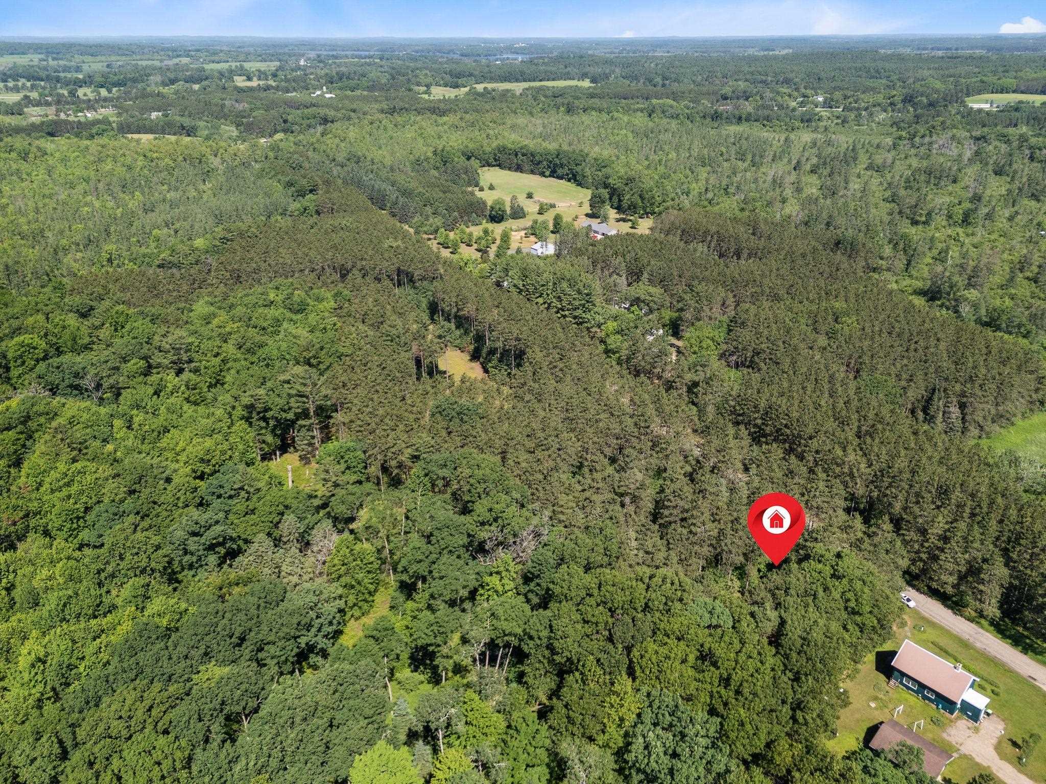 E6889 Guth Road Weyauwega, WI 54983 - Photo 3 of 41