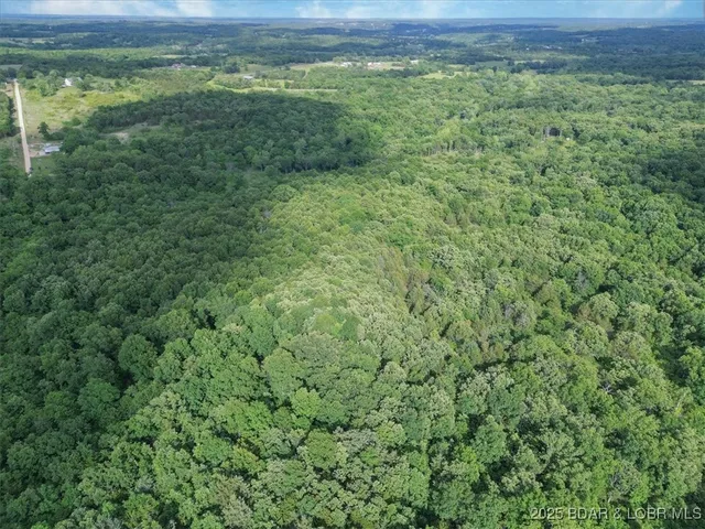 $375,000 | 17 Highway 17, Iberia, MO 65486