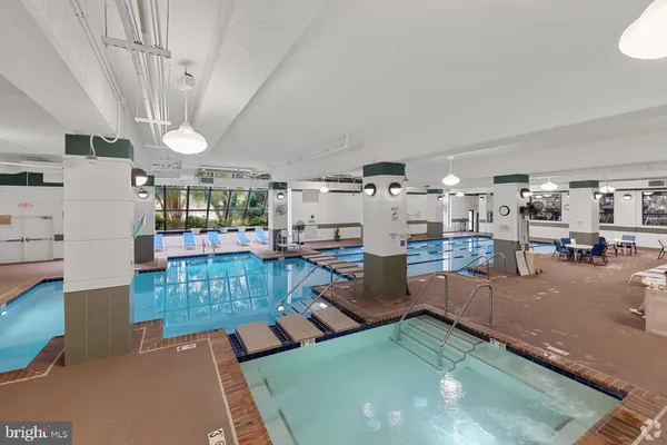 $2,690 | 307 Yoakum Parkway, Unit 920, Alexandria, VA 22304