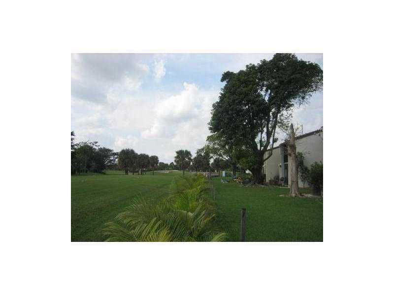 22465 Southwest 61st Way, Unit 147 Boca Raton, FL 33428 - Photo 17 of 17 Exterior Front
