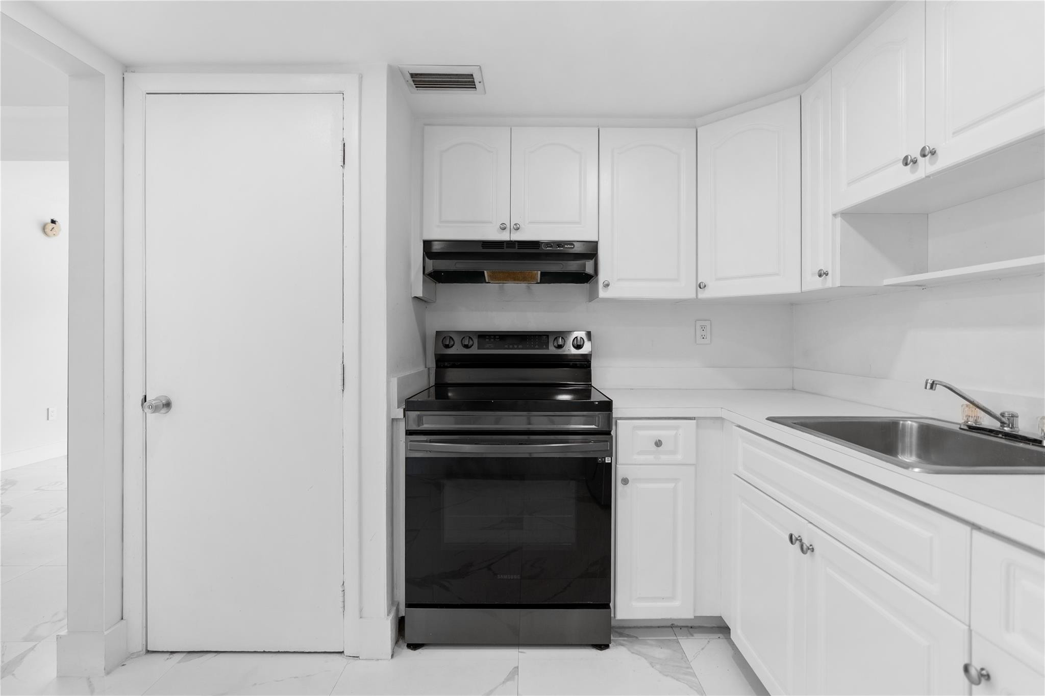 4164 Inverrary Drive, Unit 412 Lauderhill, FL 33319 - Photo 4 of 20 Photo 11
