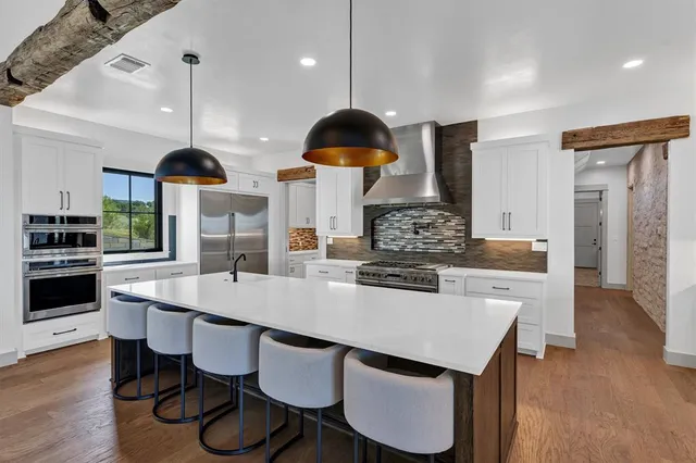 $4,295,000 | 1003 Wax Wing Cove, Graford, TX 76449