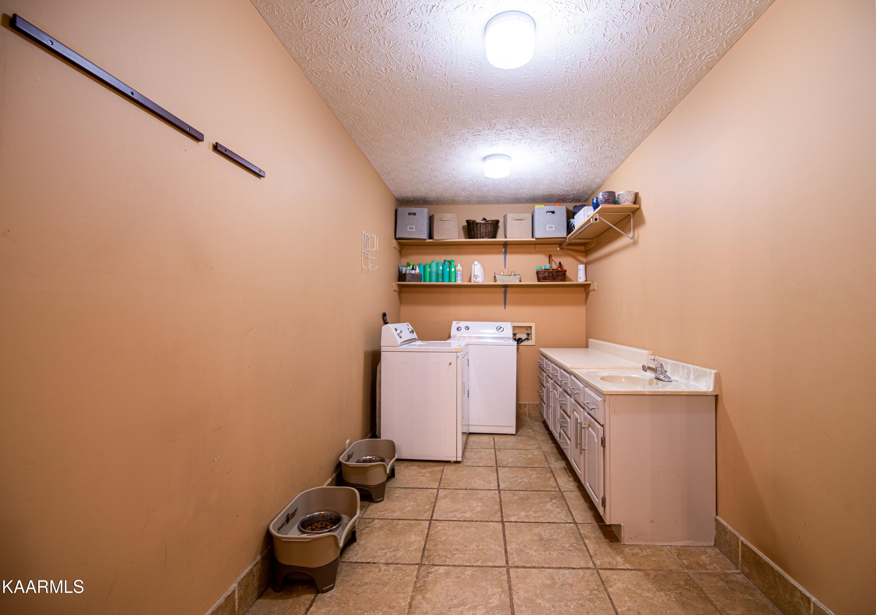 6547 Tell Mynatt Road Knoxville, TN 37938 - Photo 12 of 32 RsW0tGVU