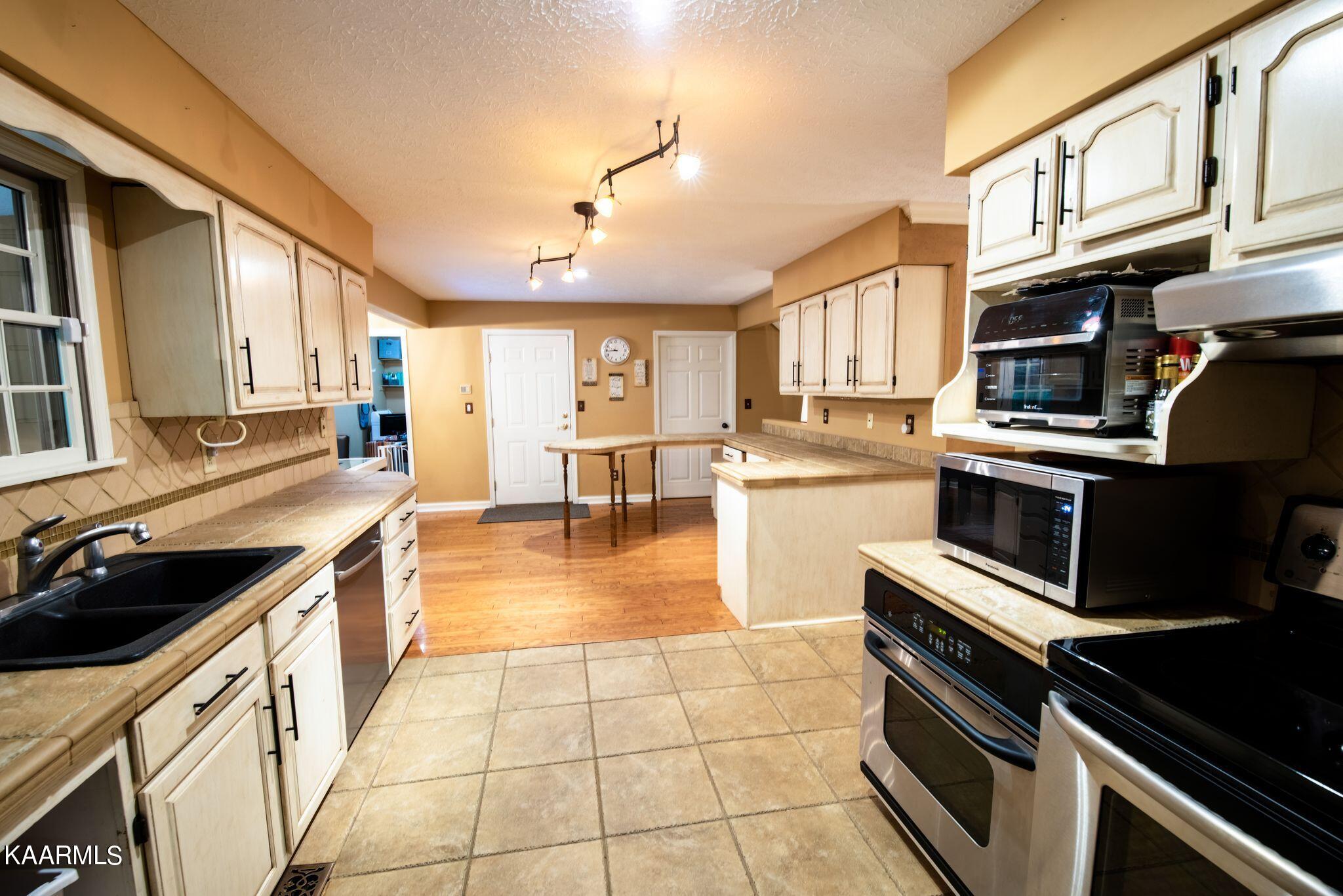 6547 Tell Mynatt Road Knoxville, TN 37938 - Photo 9 of 32 FNsCt-u8