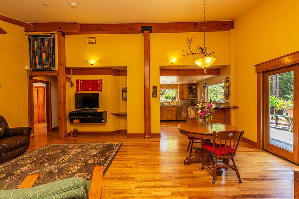 3072 Pigeon Point Road Eureka, CA 95503 - Photo 4 of 55