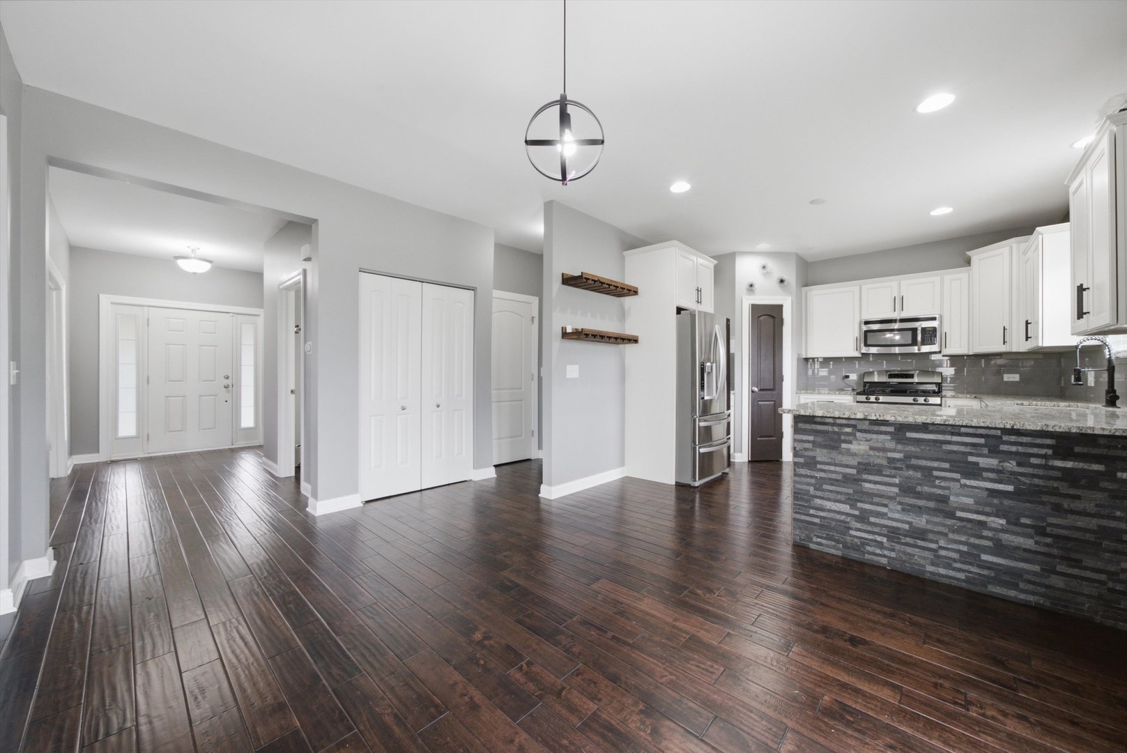 749 North Misty Ridge Drive Romeoville, IL 60446 - Photo 3 of 48