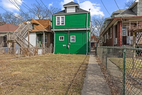 $339,000 | 7744 South Champlain Avenue, Chicago, IL 60619