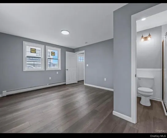 $5,950 | 6 East Barclay Street, Hicksville, NY 11801