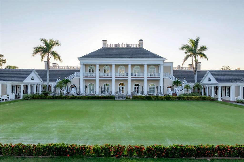 17 Bayhead Lane Osprey, FL 34229 - Photo 38 of 47 a view of a house with a garden