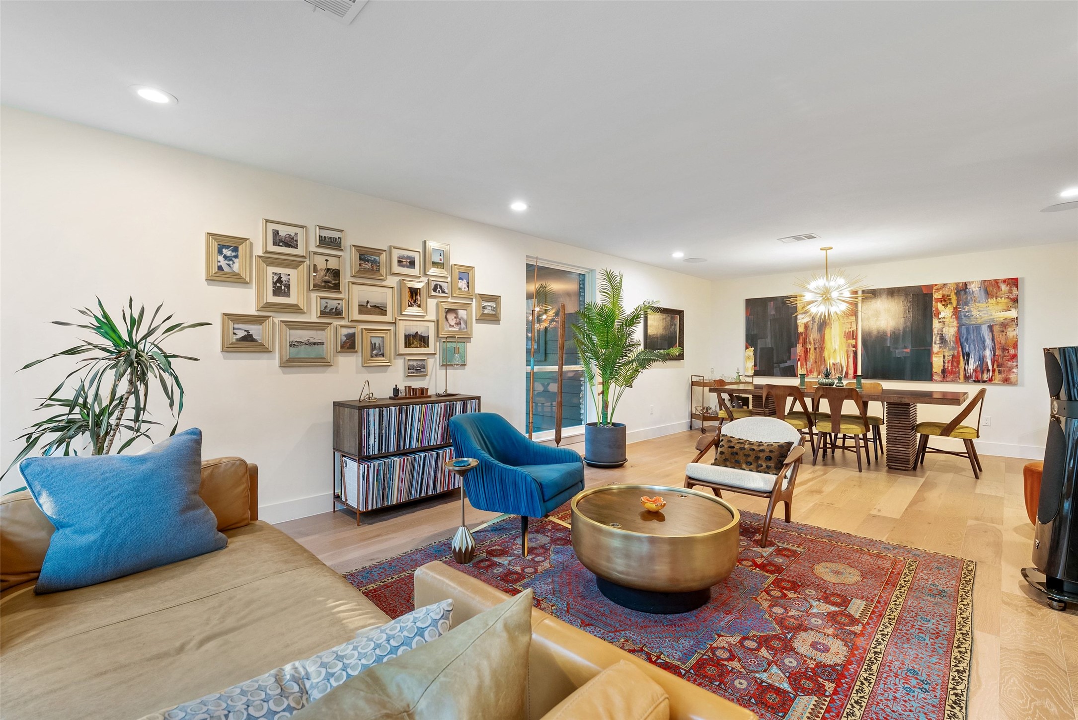 3302 Cherry Tree Circle Austin, TX 78731 - Photo 8 of 37 a living room with furniture and a potted plant