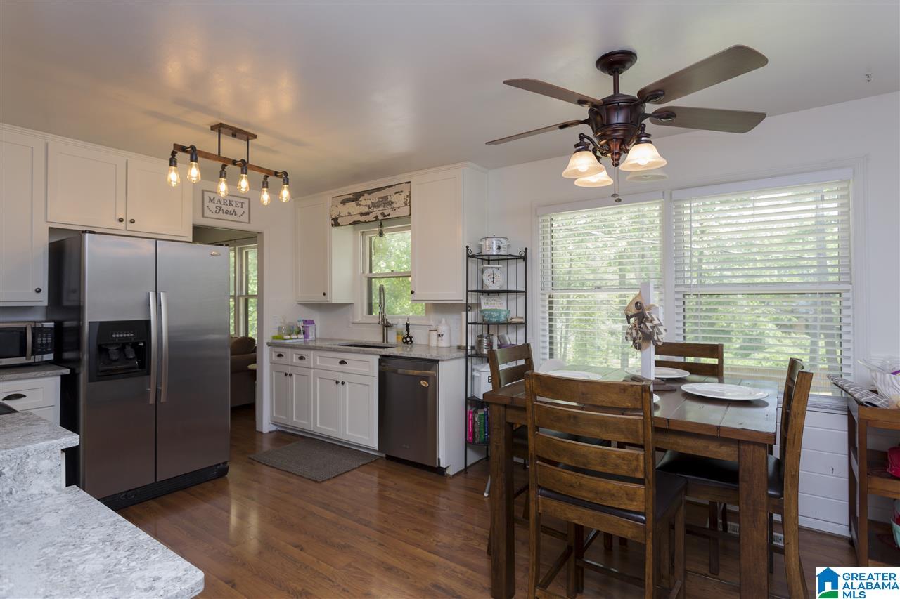 637 South Sanders Road Hoover, AL 35226 - Photo 15 of 47