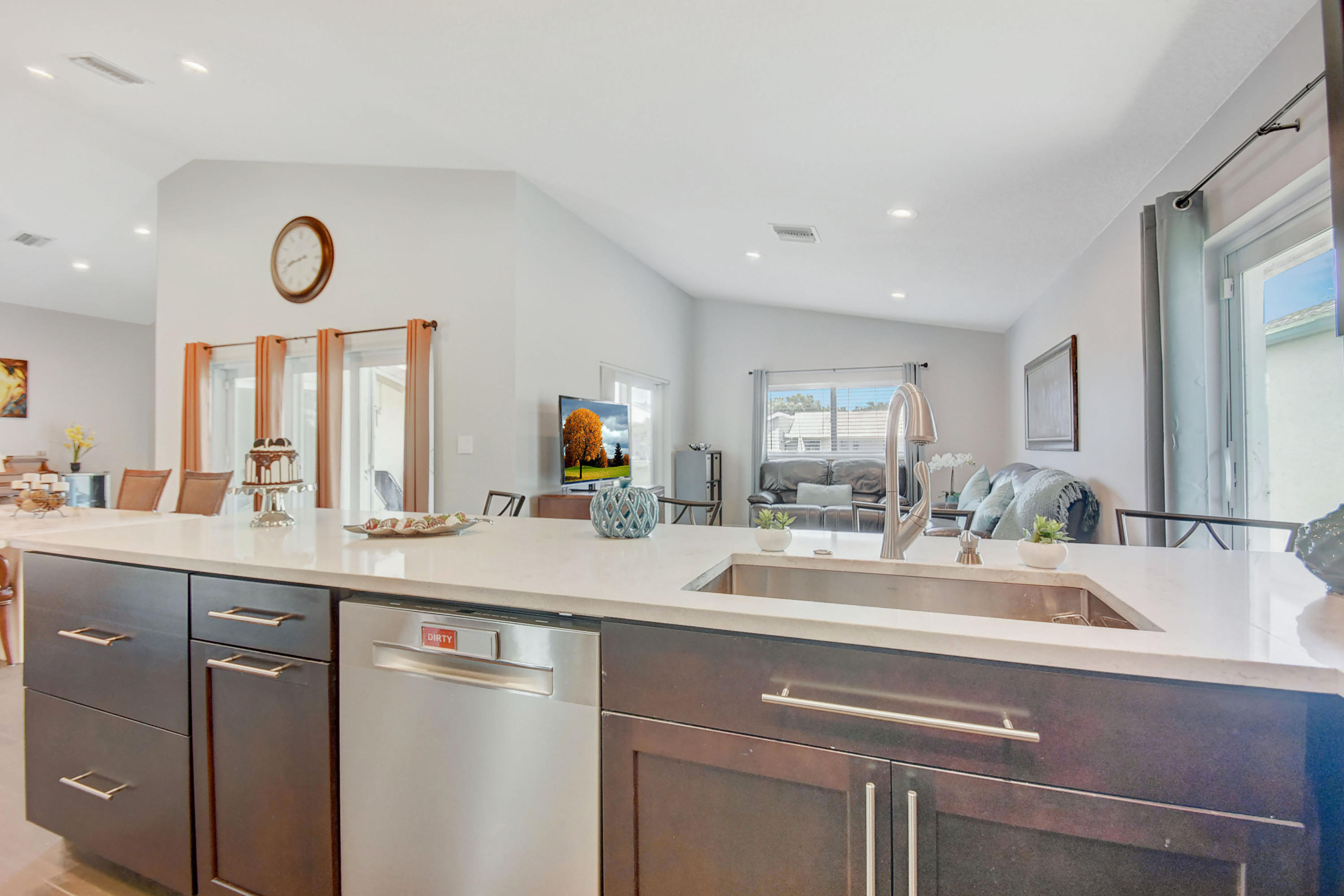 21050 Rustlewood Avenue Boca Raton, FL 33428 - Photo 14 of 44 Kitchen off family room
