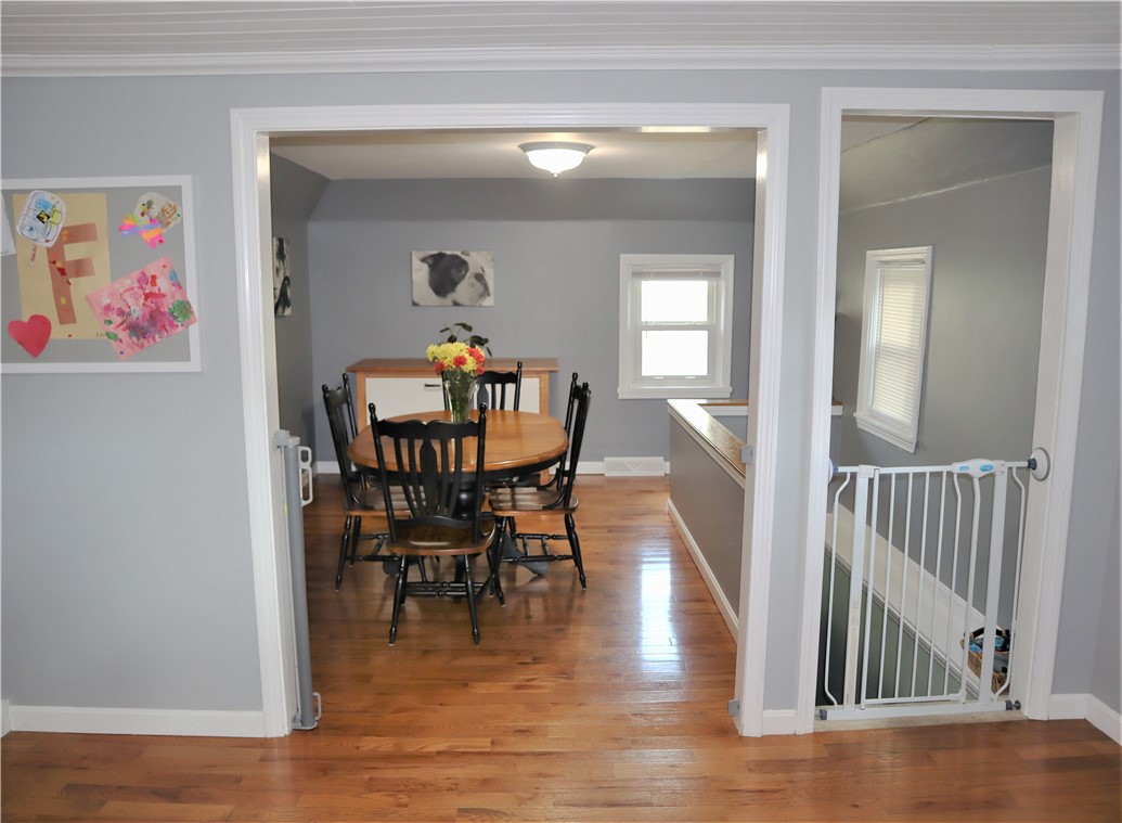 22 Narragansett Road Cumberland, RI 02864 - Photo 5 of 25