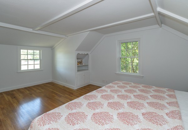 28 Aberdeen Road Hingham, MA 02043 - Photo 12 of 16 Gallery Image 12