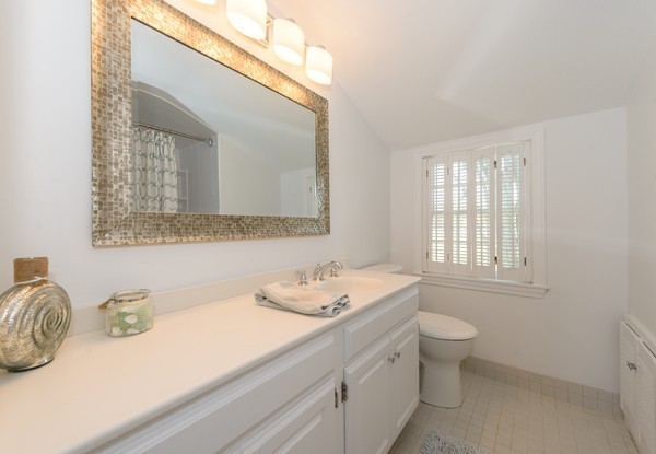 28 Aberdeen Road Hingham, MA 02043 - Photo 13 of 16 Gallery Image 13