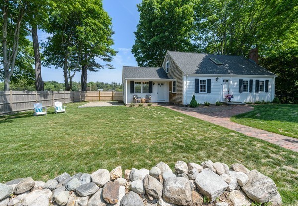 28 Aberdeen Road Hingham, MA 02043 - Photo 16 of 16 Gallery Image 16