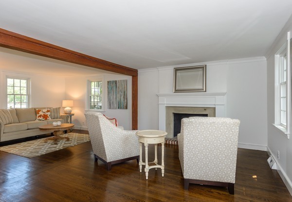 28 Aberdeen Road Hingham, MA 02043 - Photo 8 of 16 Gallery Image 8