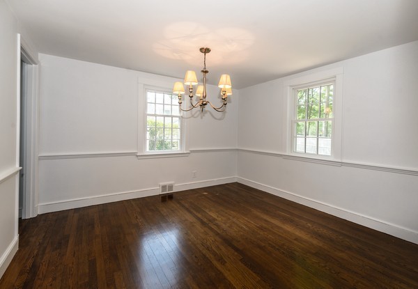 28 Aberdeen Road Hingham, MA 02043 - Photo 9 of 16 Gallery Image 9
