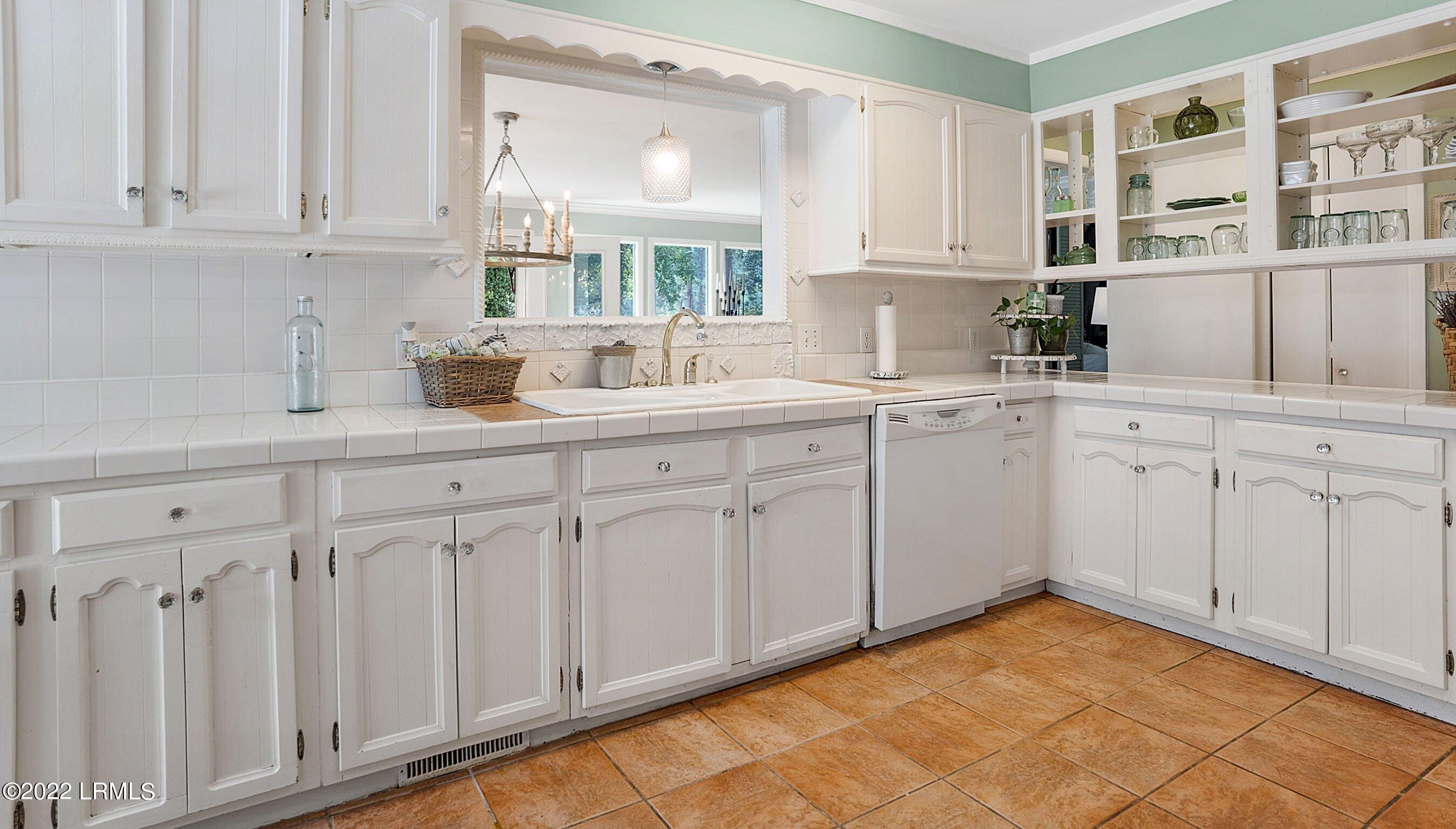 215 Helen Street Hampton, SC 29924 - Photo 16 of 48 DSC09462.jpg-SMALL