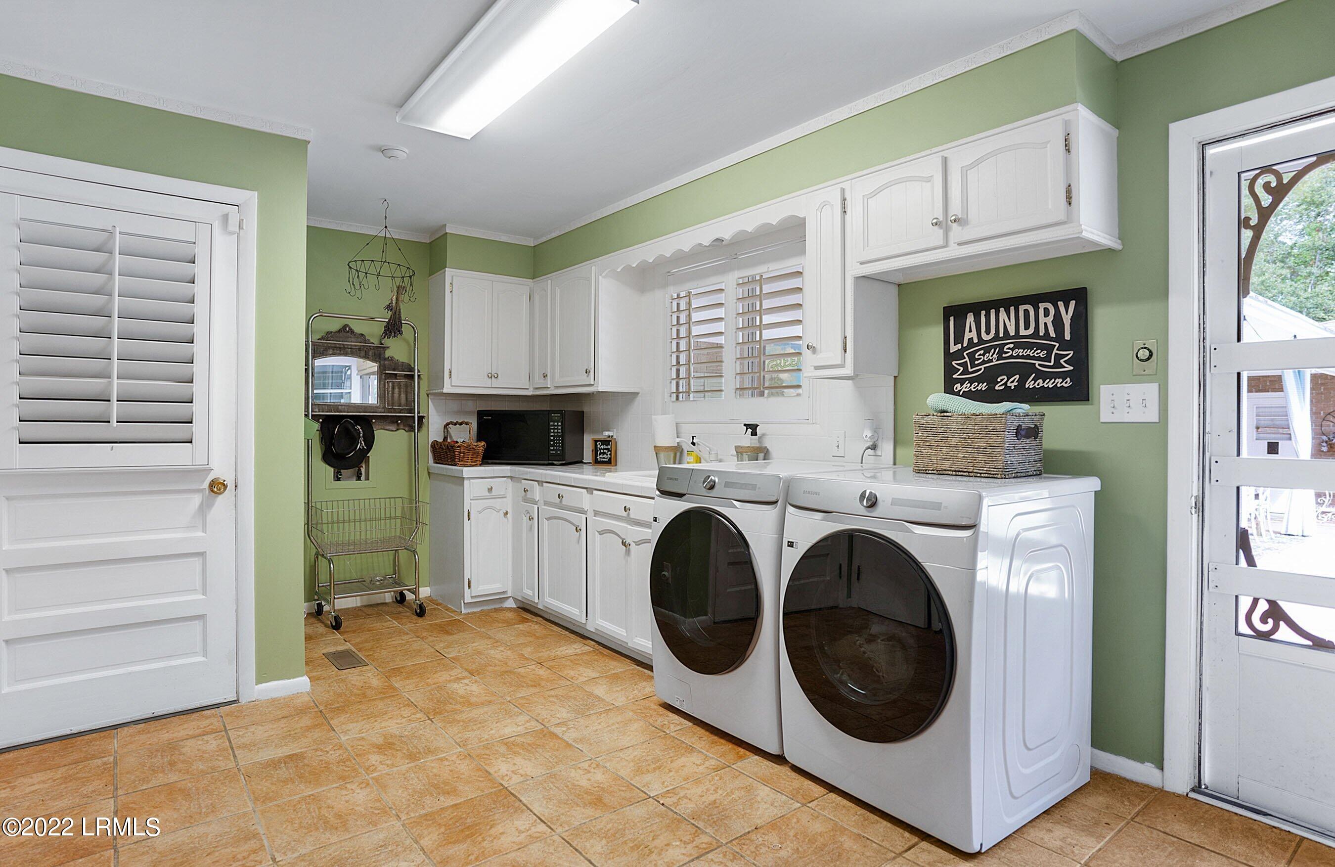 215 Helen Street Hampton, SC 29924 - Photo 27 of 48 DSC09542.jpg-SMALL