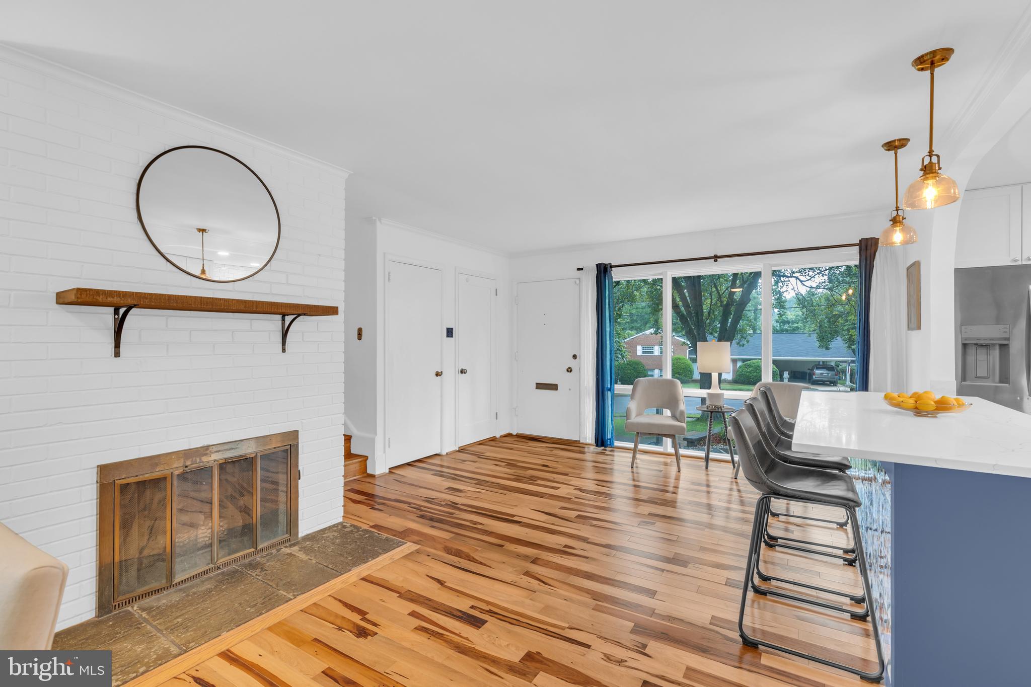 7517 Axton Street Springfield, VA 22151 - Photo 8 of 46 Fabulous finishes