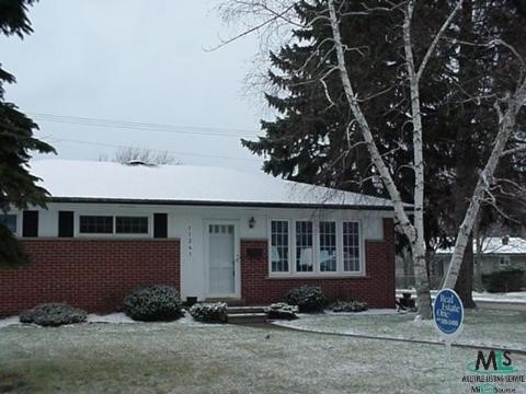 11241 Erdmann Road Sterling Heights, MI 48314 - Photo 1 of 6 601702.JPG