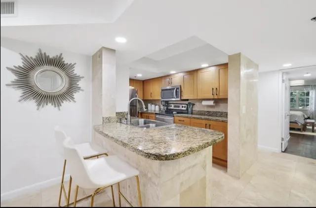 $3,350 | 3143 Clint Moore Road, Unit 107, Boca Raton, FL 33496