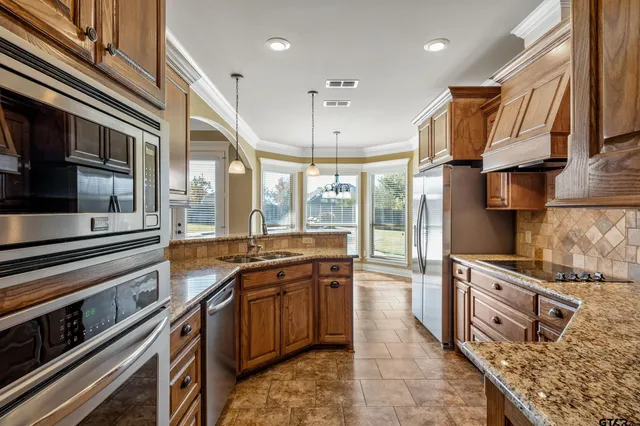 $460,000 | 180 Kwando Lane, Bullard, TX 75757