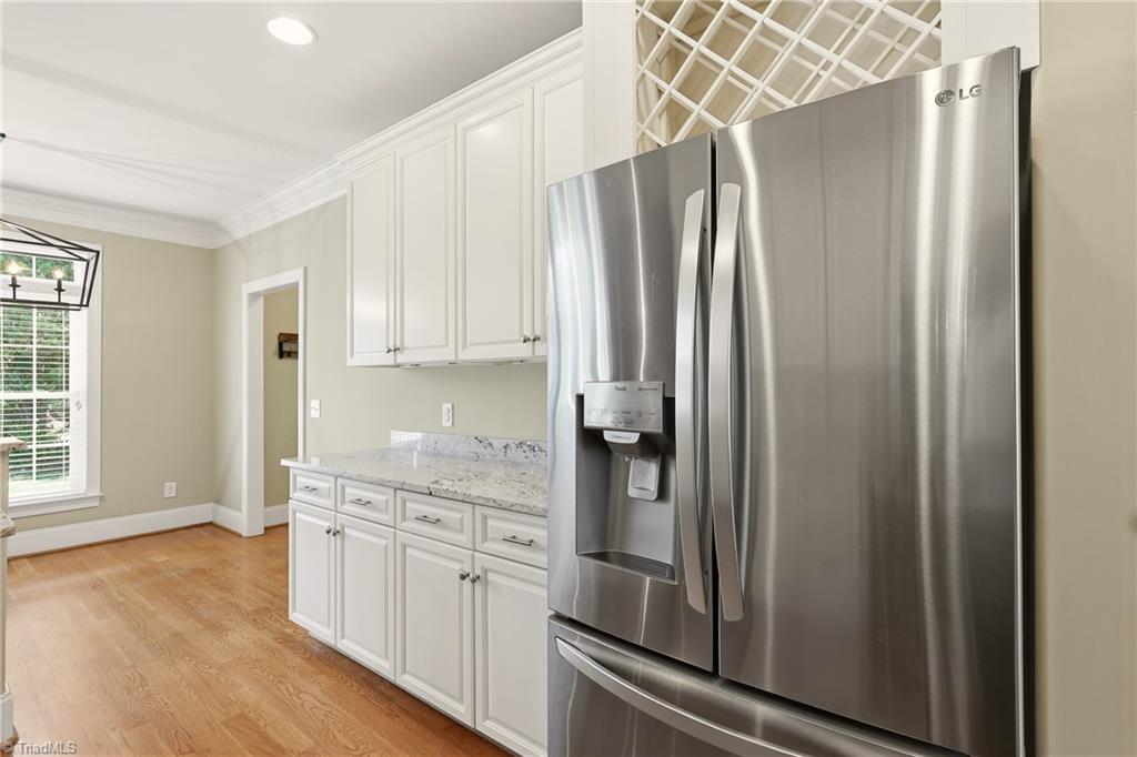 7492 Bethel View Court Oak Ridge, NC 27310 - Photo 16 of 46 Kitchen